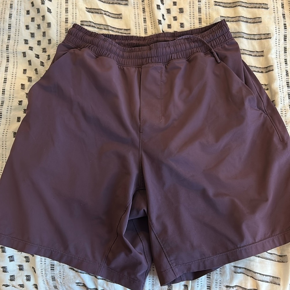 Lululemon men’s shorts
